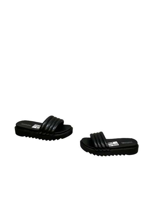 Sandals Flats By Muk Luks  Size: 10