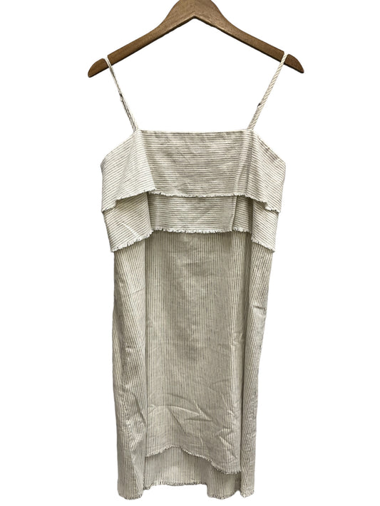 Dress Casual Short By Zara Basic  Size: L