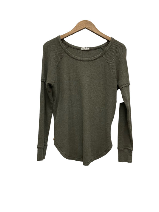 Top Long Sleeve Basic By Clothes Mentor  Size: S